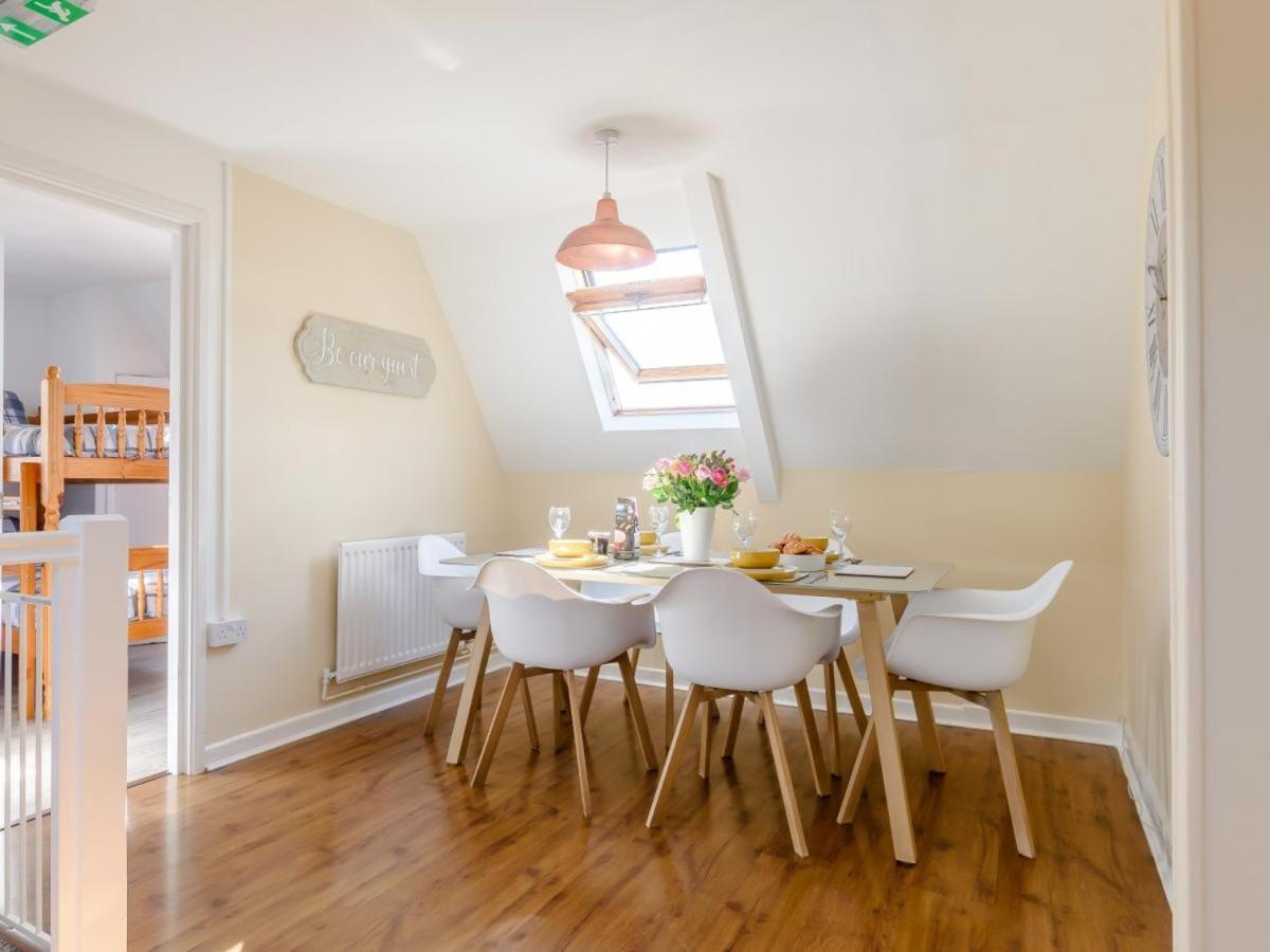 Waters Edge Apartment Ystradgynlais Eksteriør bilde