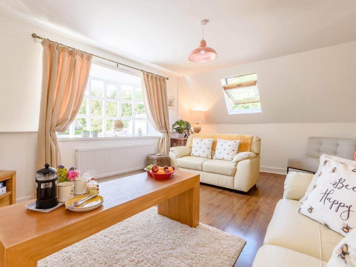 Waters Edge Apartment Ystradgynlais Eksteriør bilde