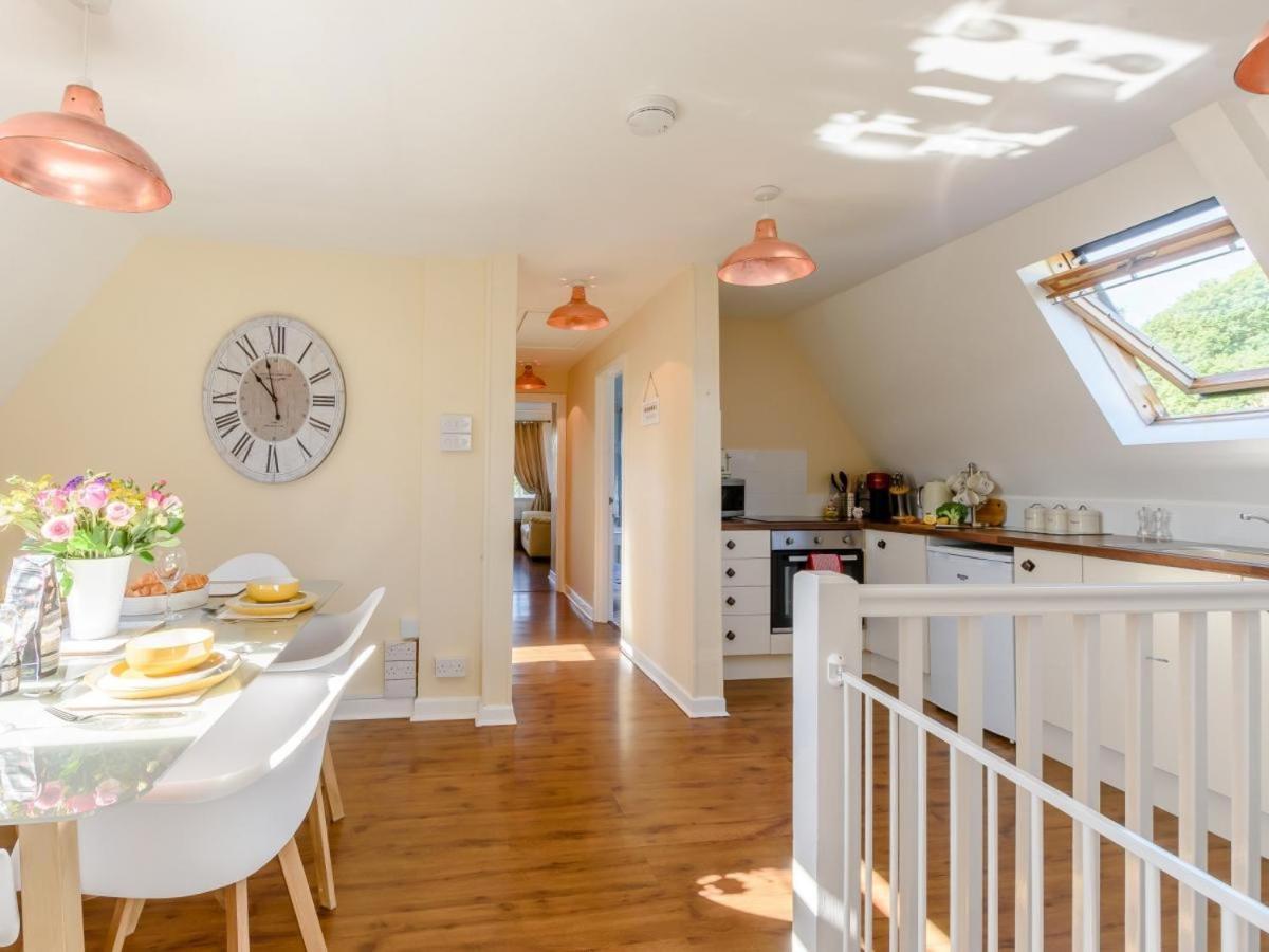 Waters Edge Apartment Ystradgynlais Eksteriør bilde